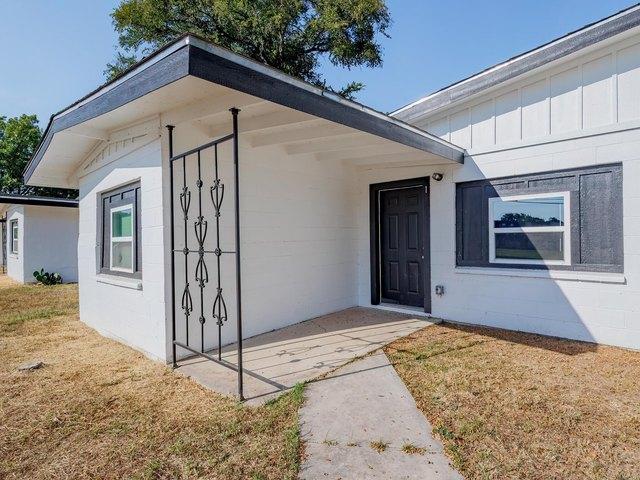 House for sale in Brownwood, Texas