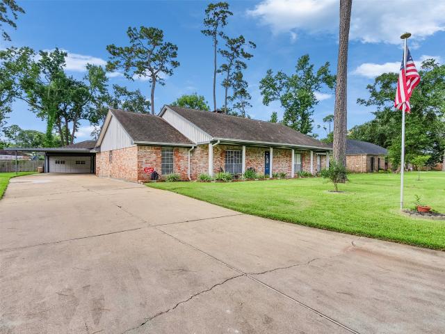 House for sale in Dickinson, Texas