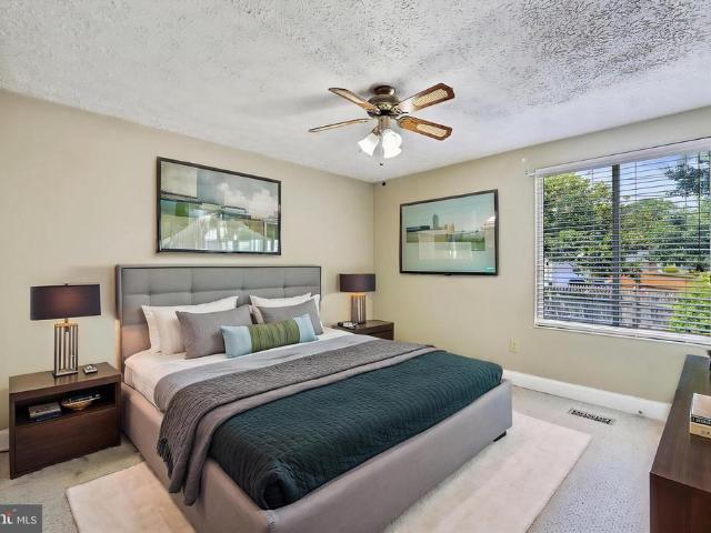 House for sale in Pasadena, Maryland