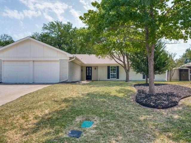 House for sale in Hurst, Texas