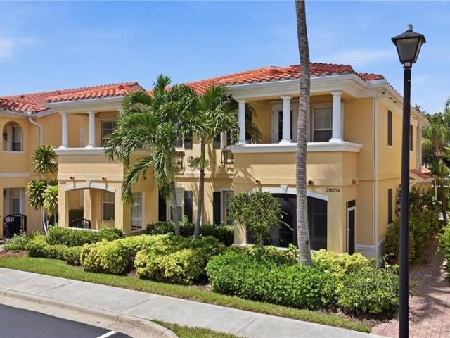 Townhouse for rent in Bonita Springs, Florida