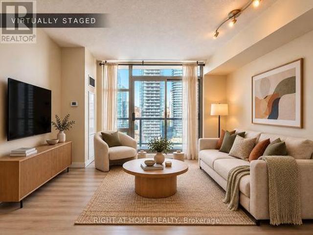 Condo for sale in Spadina—Fort York, Toronto