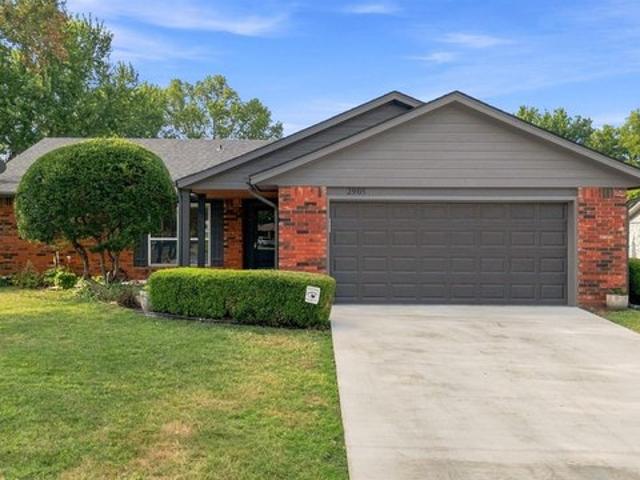 House for sale in Broken Arrow, Oklahoma