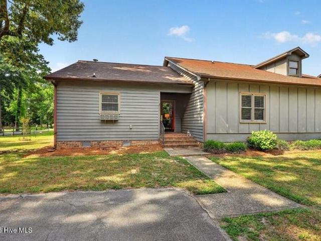 Townhouse for sale in Kinston, North Carolina
