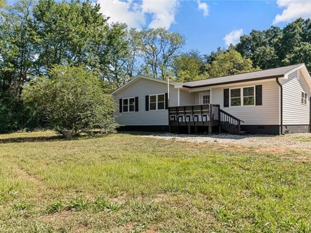House for sale in Browns Summit, Guilford County
