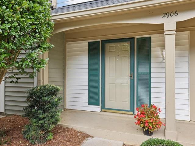 Townhouse for sale in Sandy Springs, Georgia
