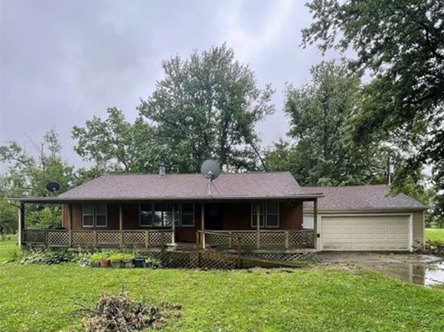 House for sale in Osceola, Iowa