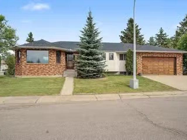 House for sale in Wedgewood, Alberta