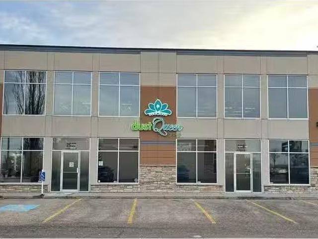 House for sale in Wedgewood, Alberta