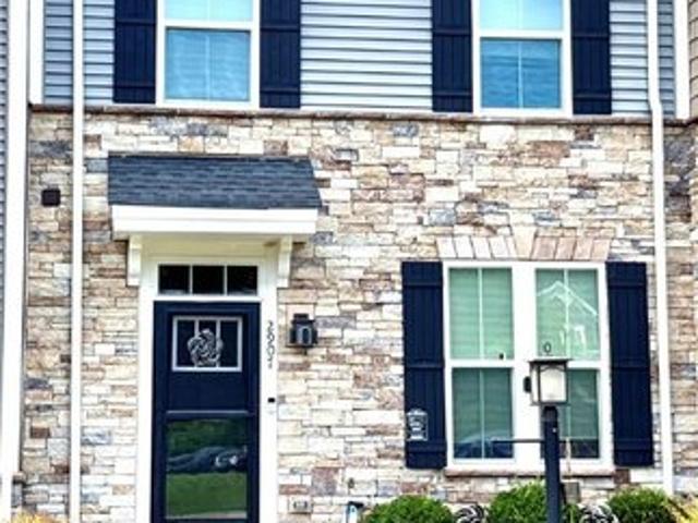 Townhouse for sale in Virginia