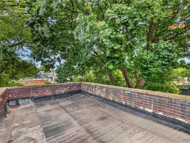 House for sale in Niagara, New York