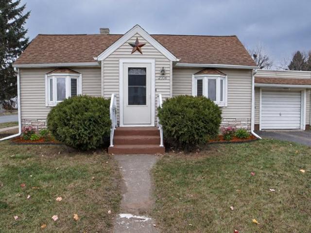House for sale in Eau Claire, Eau Claire County