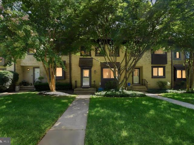 Condo for sale in Virginia