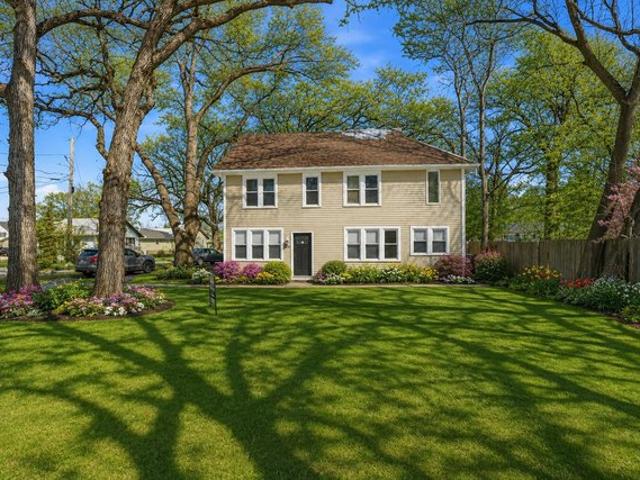 House for sale in Mchenry, Illinois