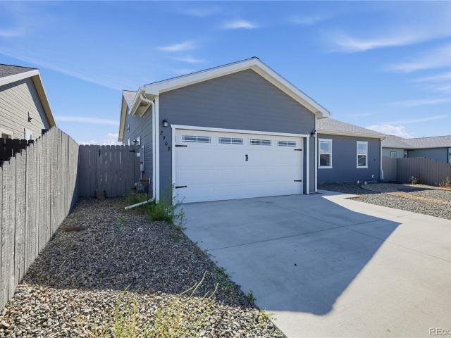 House for sale in Alamosa, Alamosa County