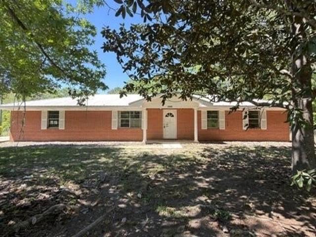 House for sale in Ponce De Leon, Florida