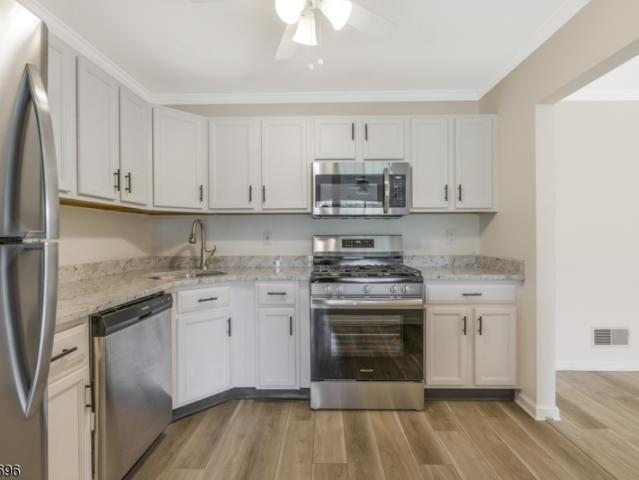 Condo for sale in Bridgewater Condo for sale in Bridgewater