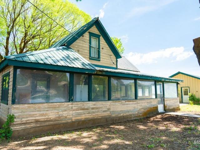 House for sale in Cambridge, Idaho