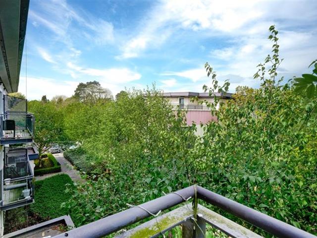 Apartment for sale in Dublin 15, North Tipperary