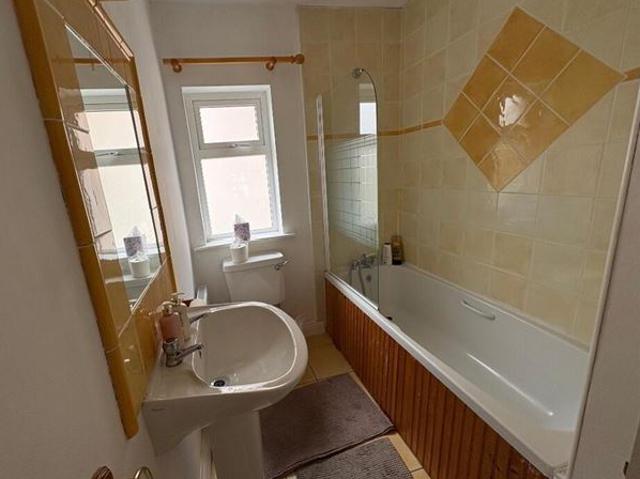 Detached House for sale in Moneygold, Connacht