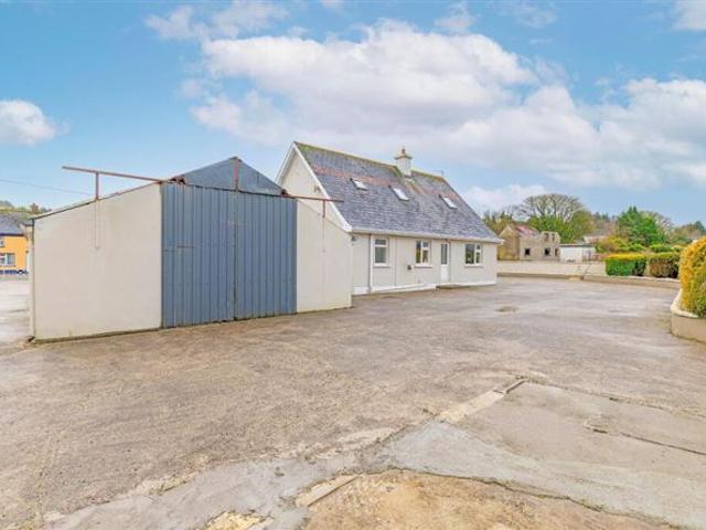 Detached House for sale in Cashel, South Tipperary