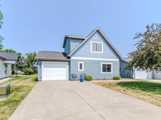 House for sale in Arnolds Park, Dickinson County