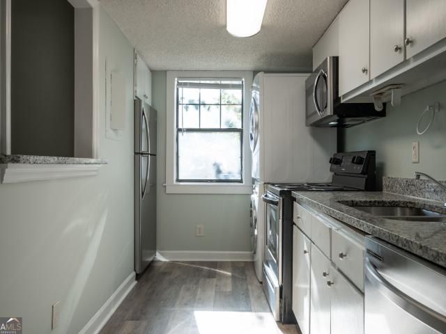 Condo for sale in Carr's Hill, Athens