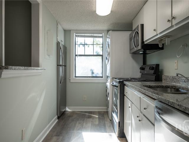 Condo for sale in Carr's Hill, Athens