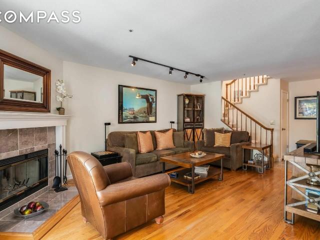 Townhouse for sale in Foster City