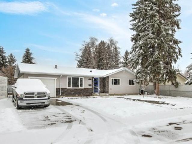 House for sale in Sherwood Park, Alberta