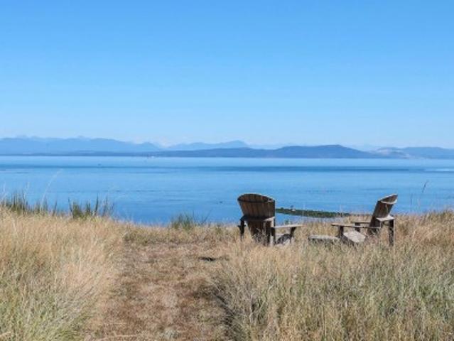 Land for sale in Comox, British Columbia