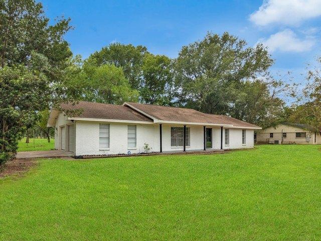 House for sale in Sour Lake, Texas