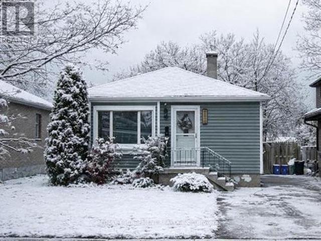 House for sale in Ancaster, Ontario