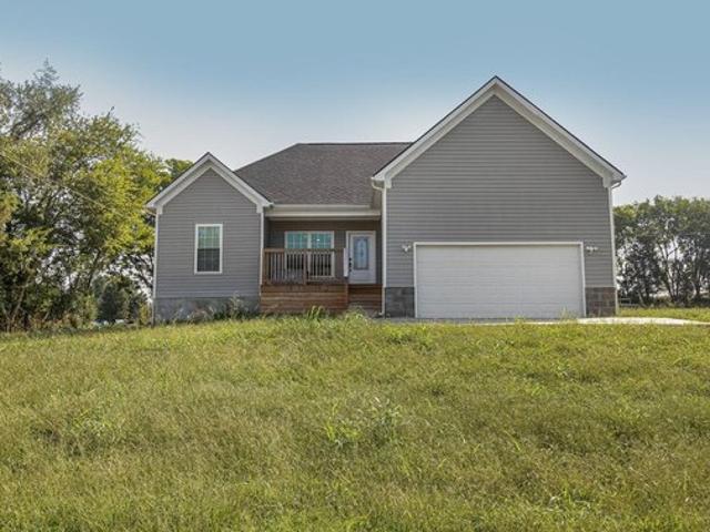 House for sale in Horse Cave, Kentucky
