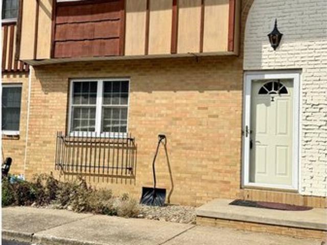 Condo for sale in Hartville, Stark County