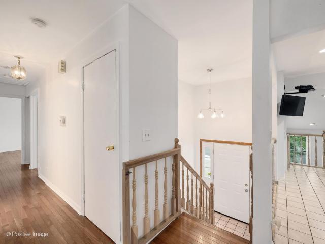 House for sale in Glendale Heights, Illinois