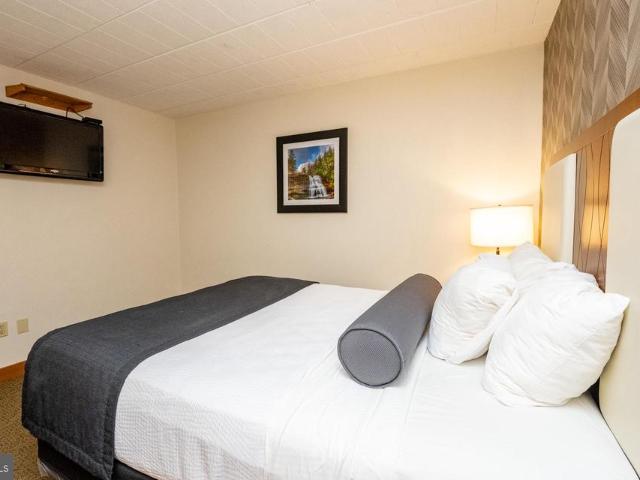 Condo for sale in Garrett, Maryland