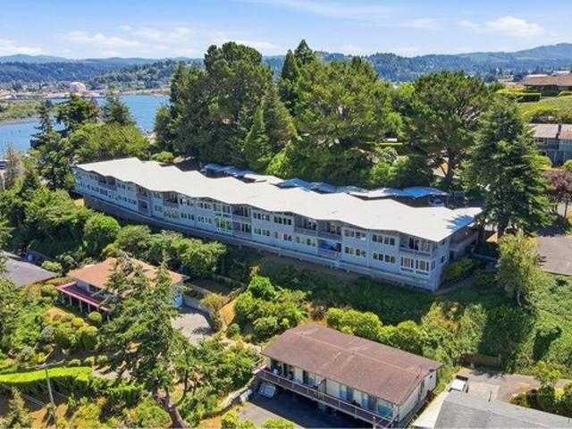 Condo for sale in Oregonia