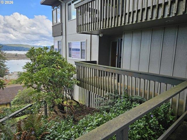 Condo for sale in Coos Bay, Coos County