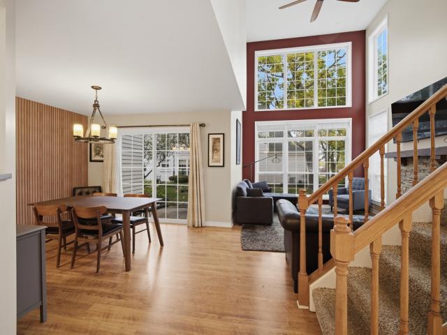 Townhouse for sale in Wauconda, Lake County