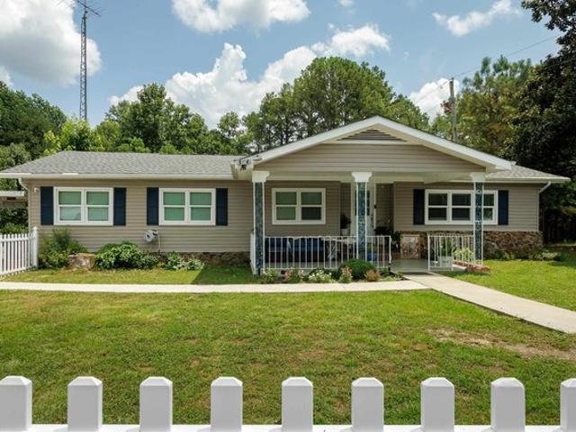 House for sale in Haleyville, Alabama
