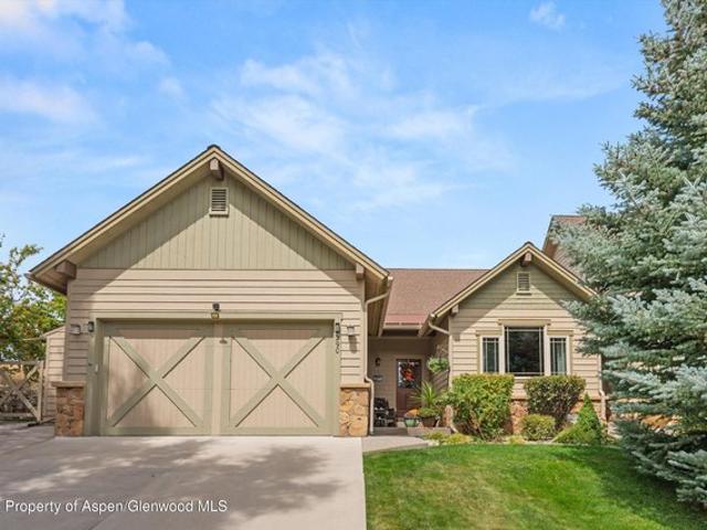 Townhouse for sale in New Castle, Garfield County
