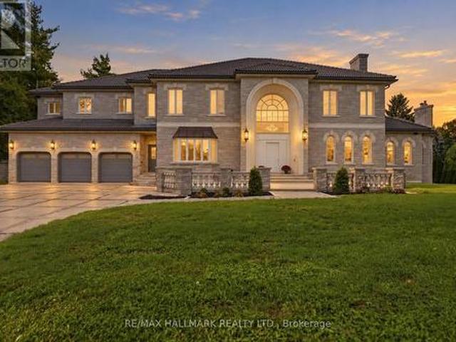 House for sale in Barrie, Ontario