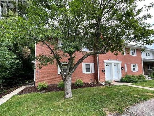 Townhouse for sale in Waterloo, Ontario
