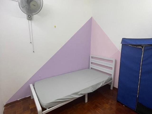 Room for rent in PJU 6, Petaling Jaya