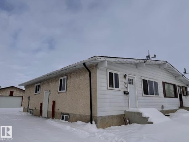 House for sale in Wedgewood, Alberta