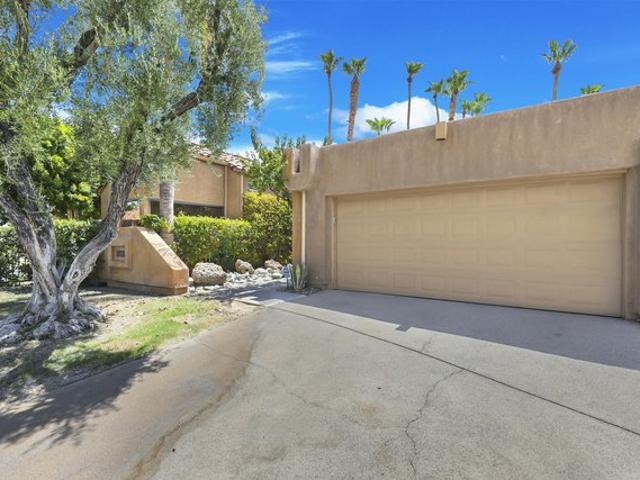 Condo for sale in Palm Springs, California