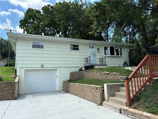 House for sale in Buchanan, Missouri