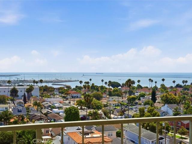 Condo for sale in Canoga Park, California