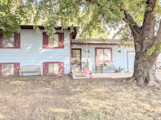 House for sale in Emporia, Lyon County